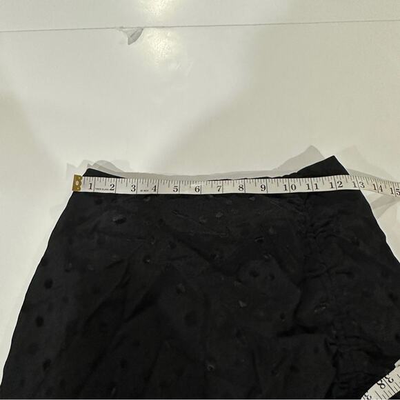 Forever 21 Black Polka Dot Print Ruched Ruffle Hem Mini Skirt Size XS - Picture 8 of 9
